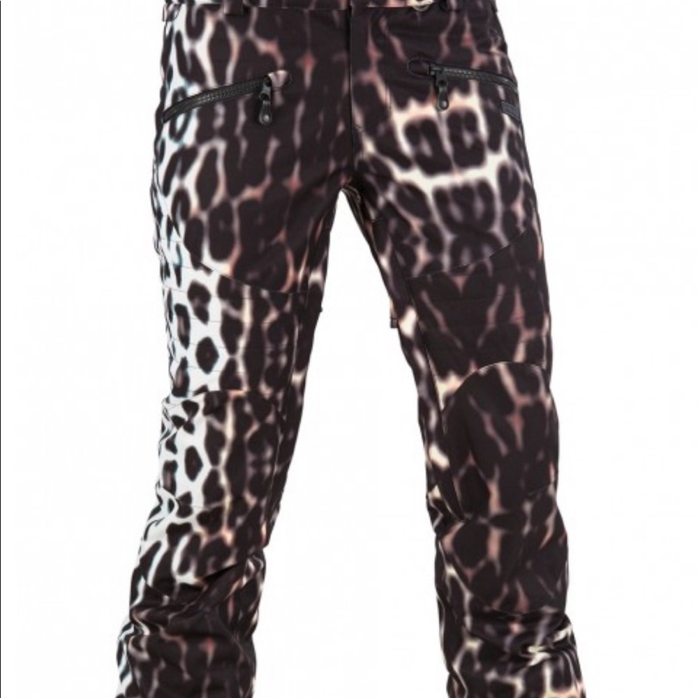 Snowboard pants
